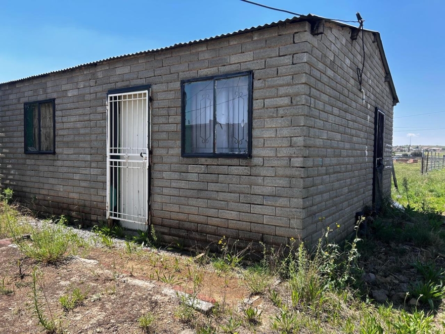 2 Bedroom Property for Sale in Rodenbeck Free State